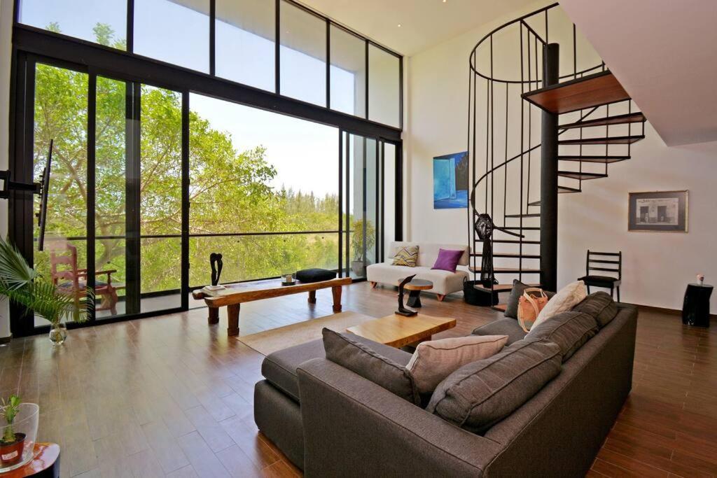 Big Loft 2br 2.5bth One Block The Playa del Carmen