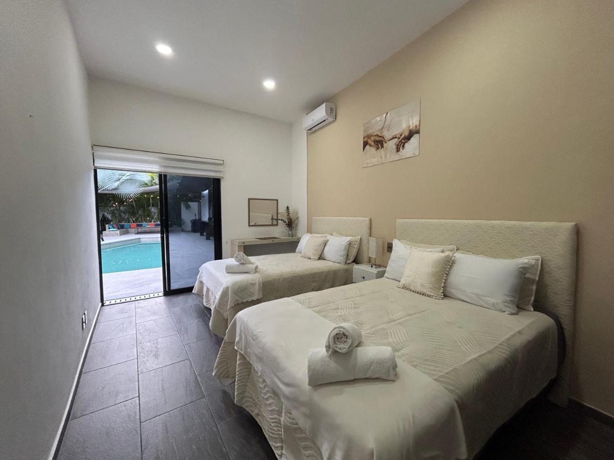 Celebre Venus Playacar - 24 Pax Villa Playa del Carmen