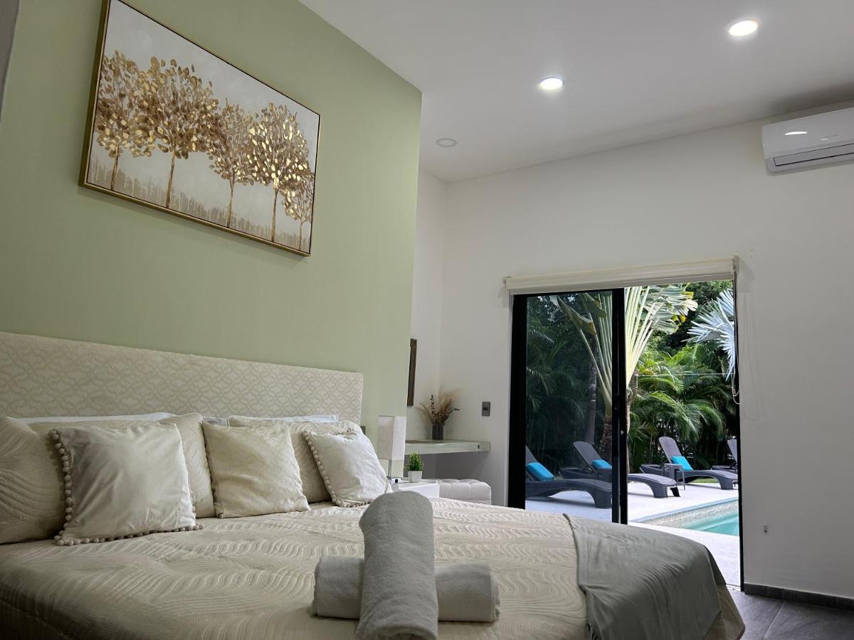 Celebre Venus Playacar - 24 Pax Playa del Carmen