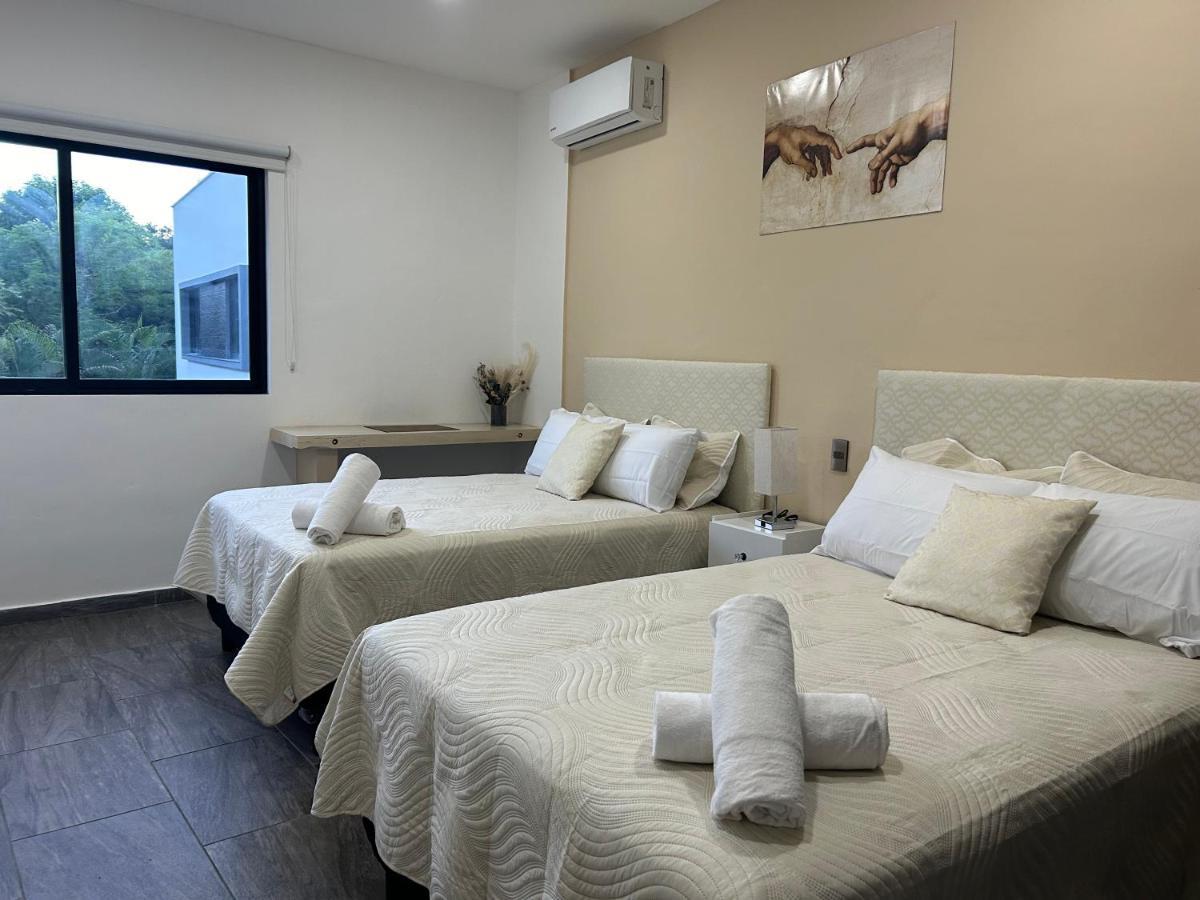 Celebre Venus Playacar - 24 Pax Villa
