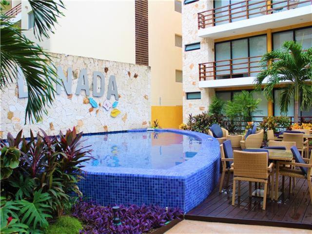 Spectacular Two Bedrooms Ph With Private Rooftop And Jacuzzi *