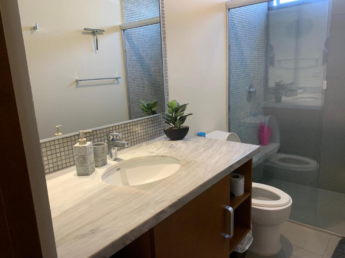 Căn hộ Spectacular Two Bedrooms Ph With Private Rooftop And Jacuzzi