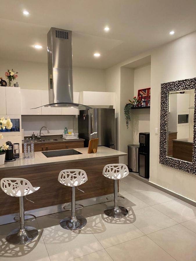 Spectacular Two Bedrooms Ph With Private Rooftop And Jacuzzi Căn hộ