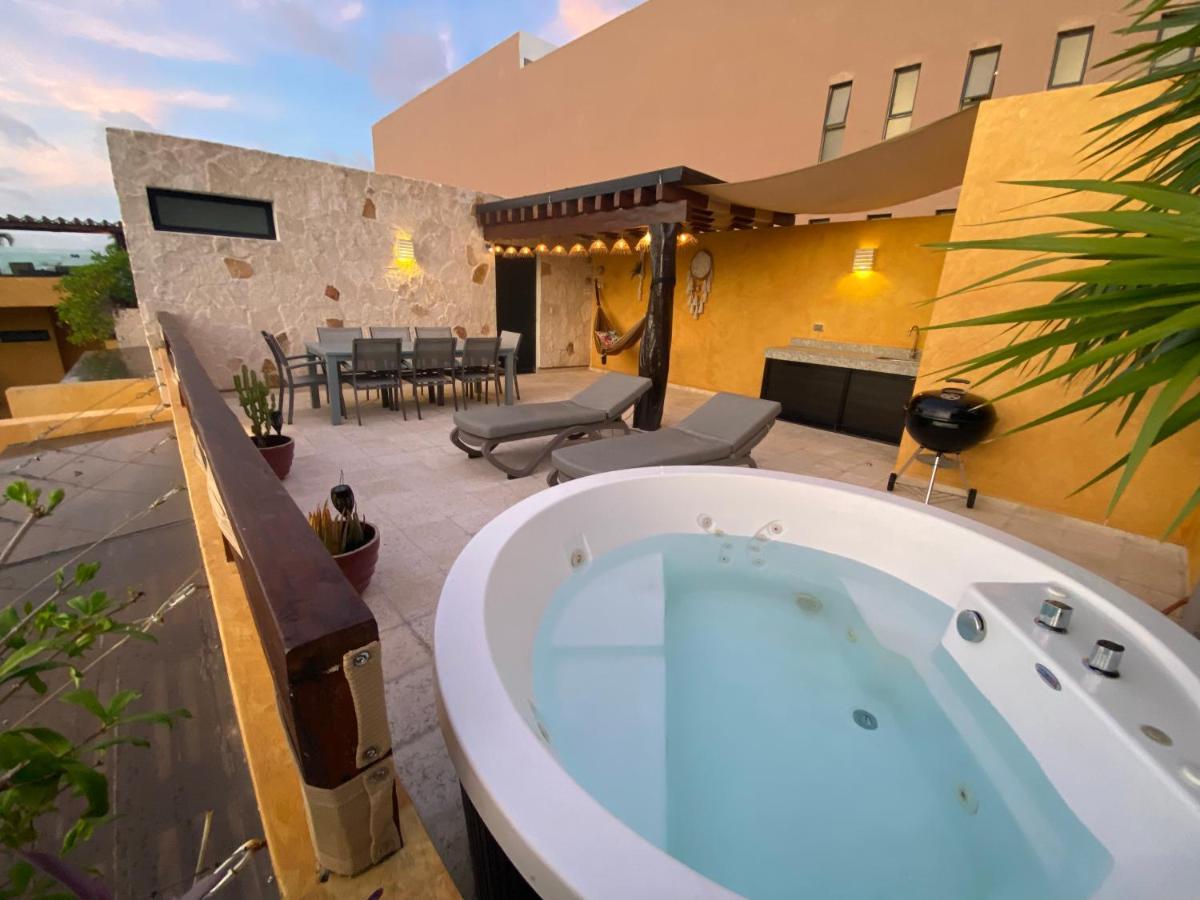 Spectacular Two Bedrooms Ph With Private Rooftop And Jacuzzi * Playa del Carmen