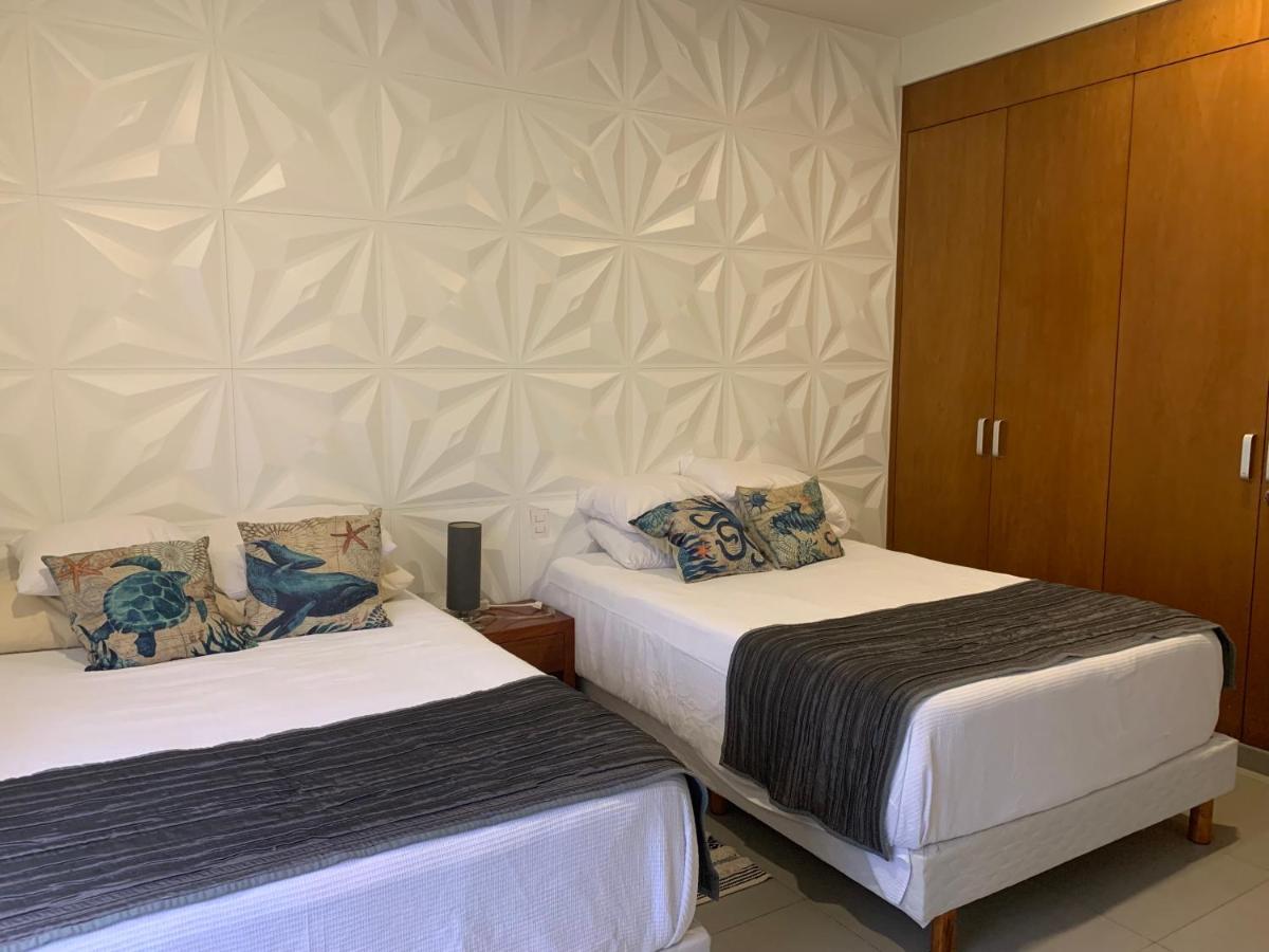 Spectacular Two Bedrooms Ph With Private Rooftop And Jacuzzi Căn hộ *
