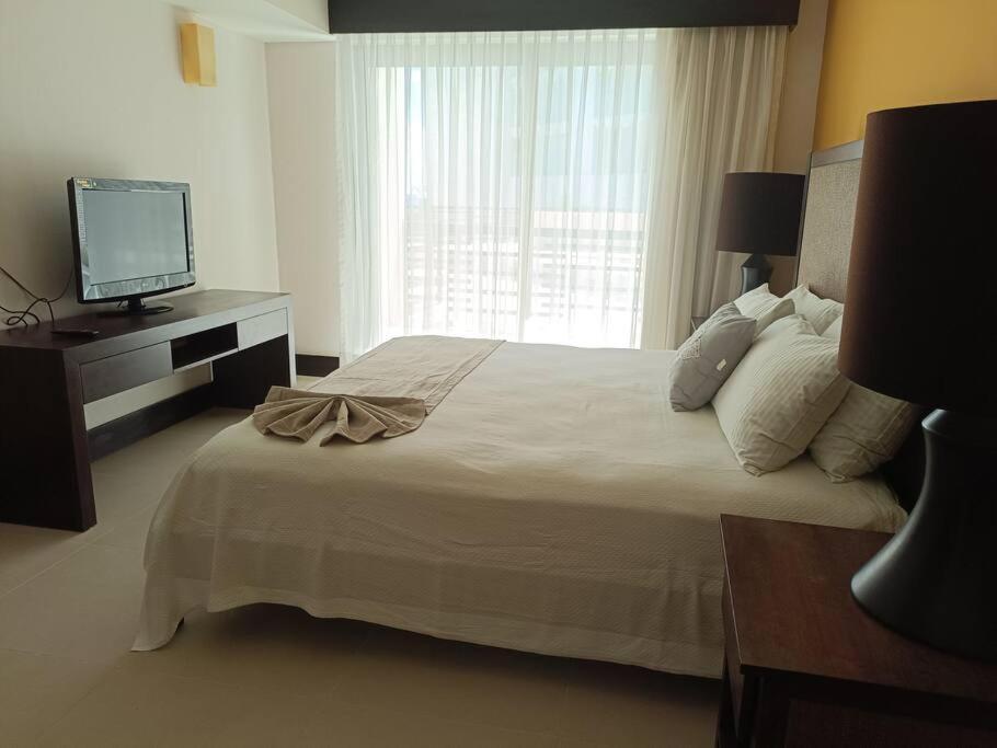 Aldea Thai Beachfront Apartamento *