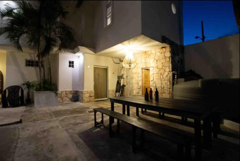 House Lounge/ Pasos De La 5ta Av, Excelente Ubicacion * Playa del Carmen
