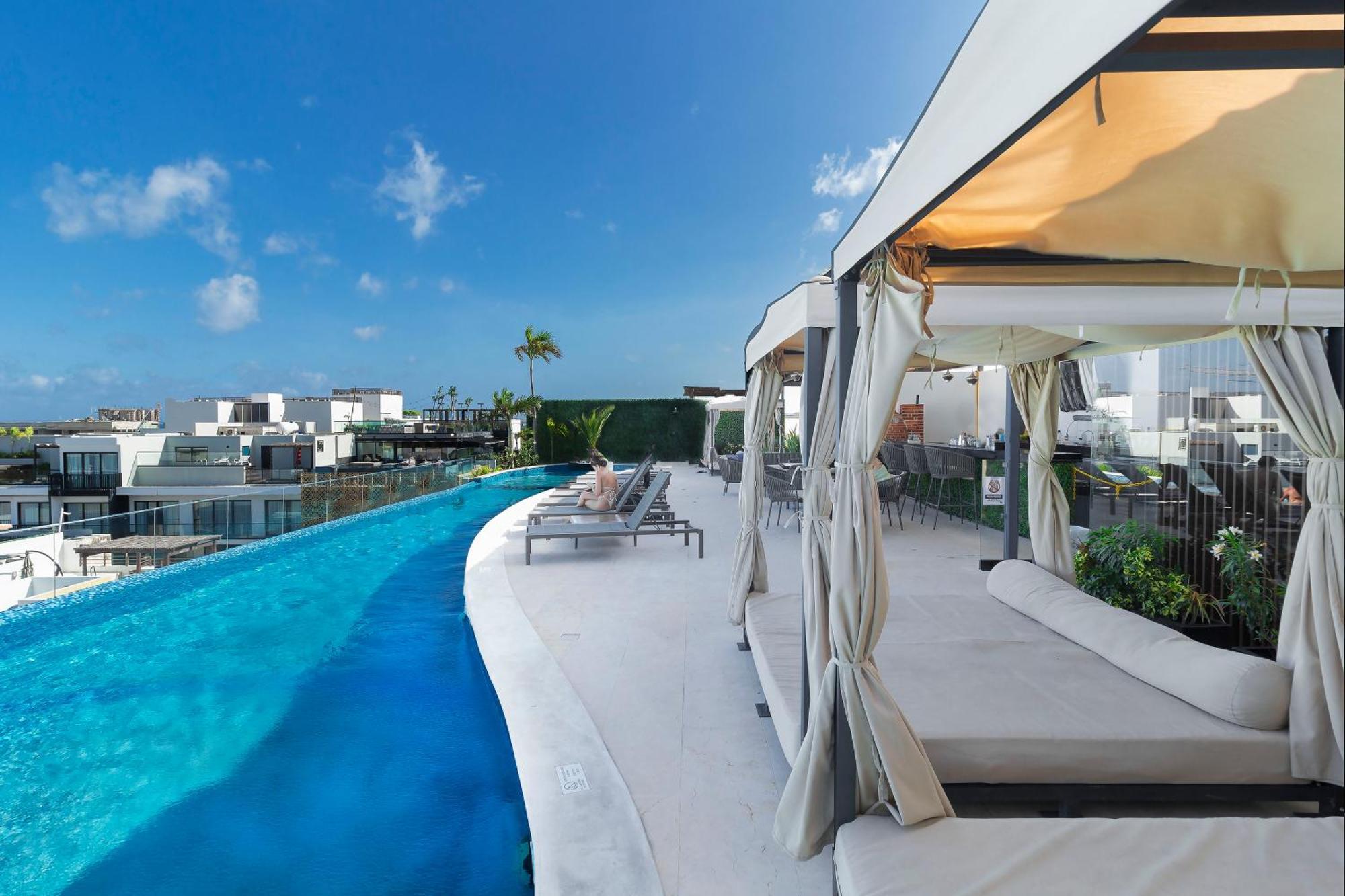 Luxurious & Attractive The Shore I