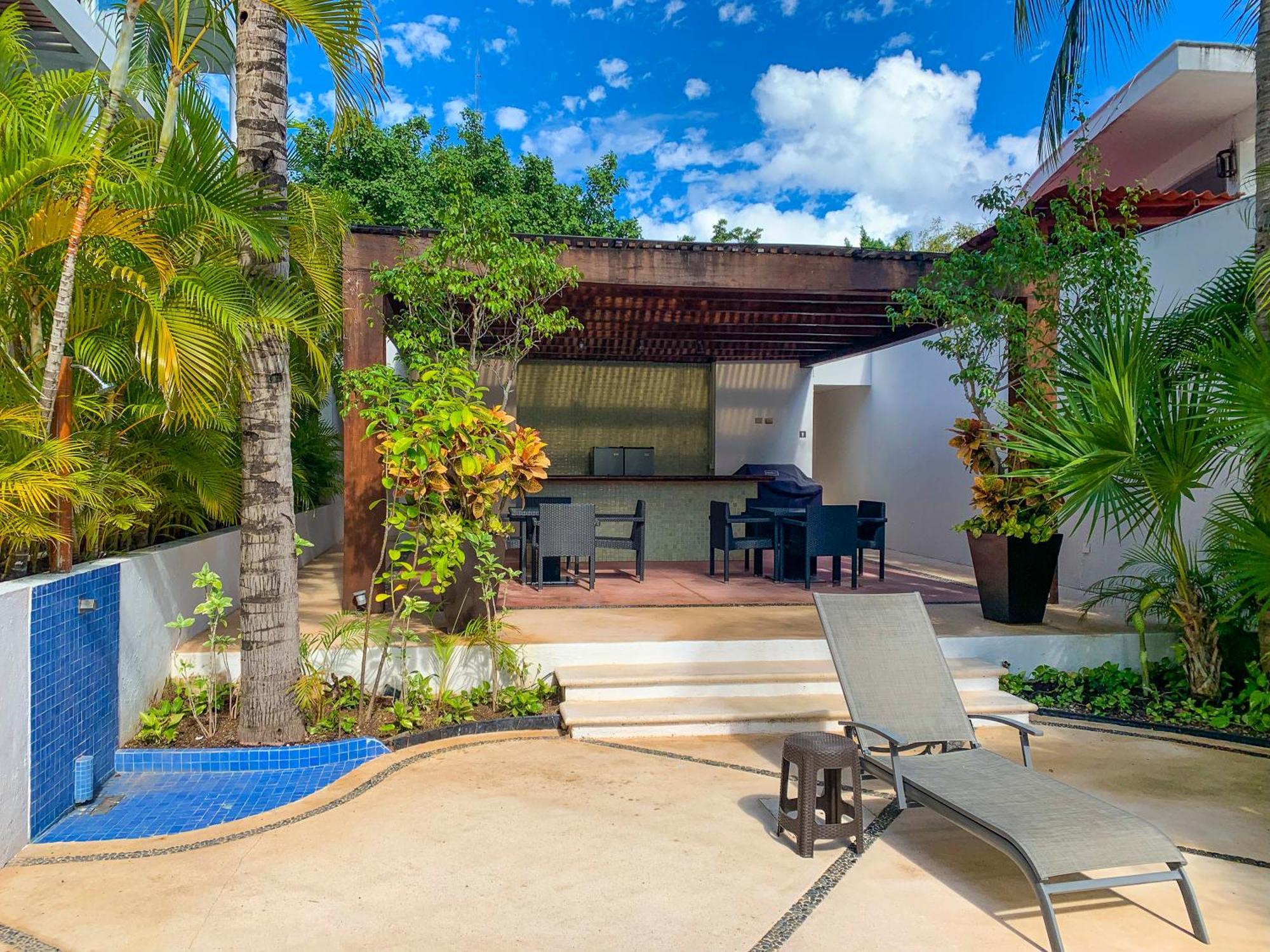 Oasis 12 Căn hộ *