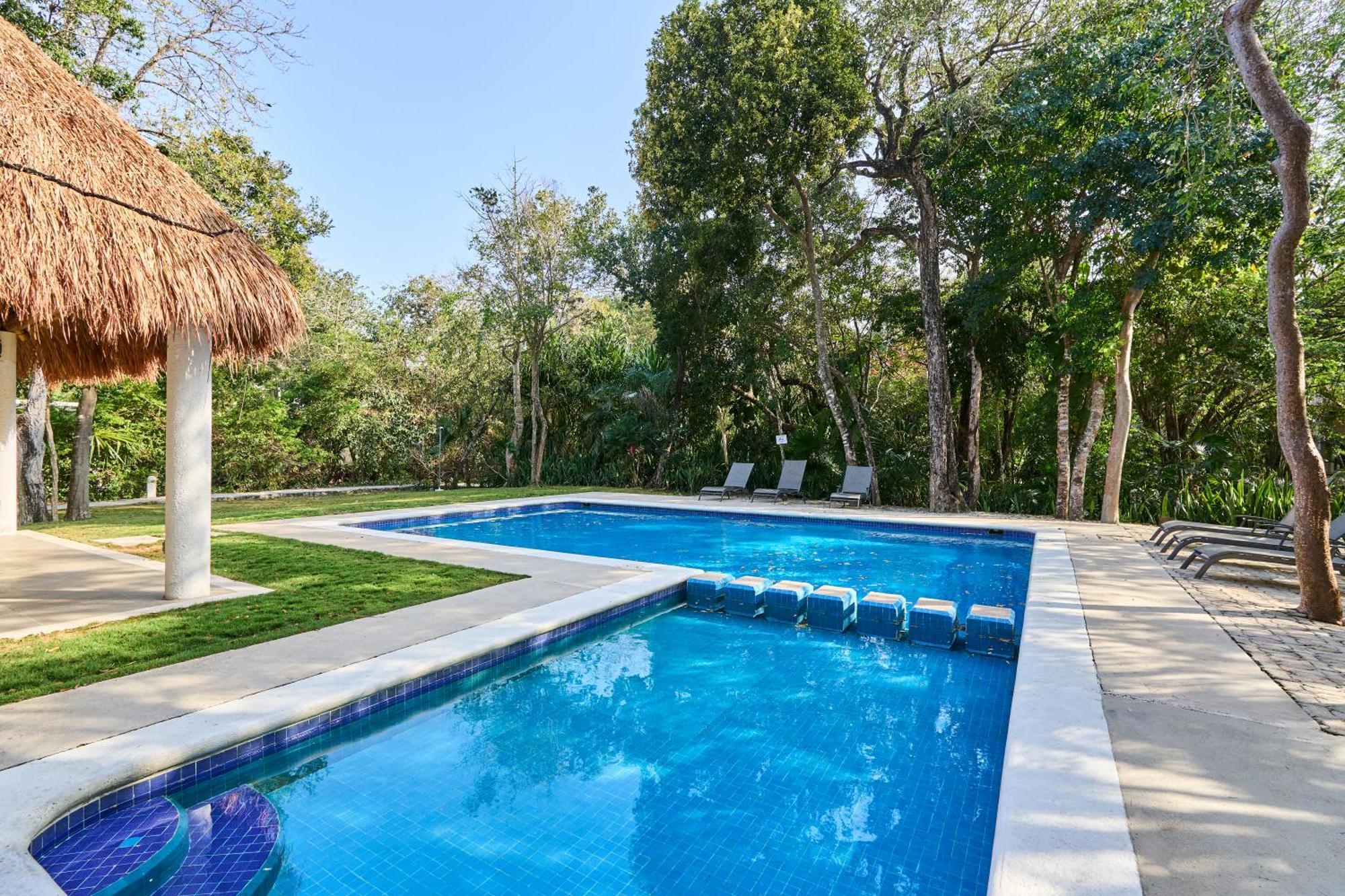 Spacious And Stylish Vacation For 8 With Private Pool And Large Terrace Holiday home Playa del Carmen