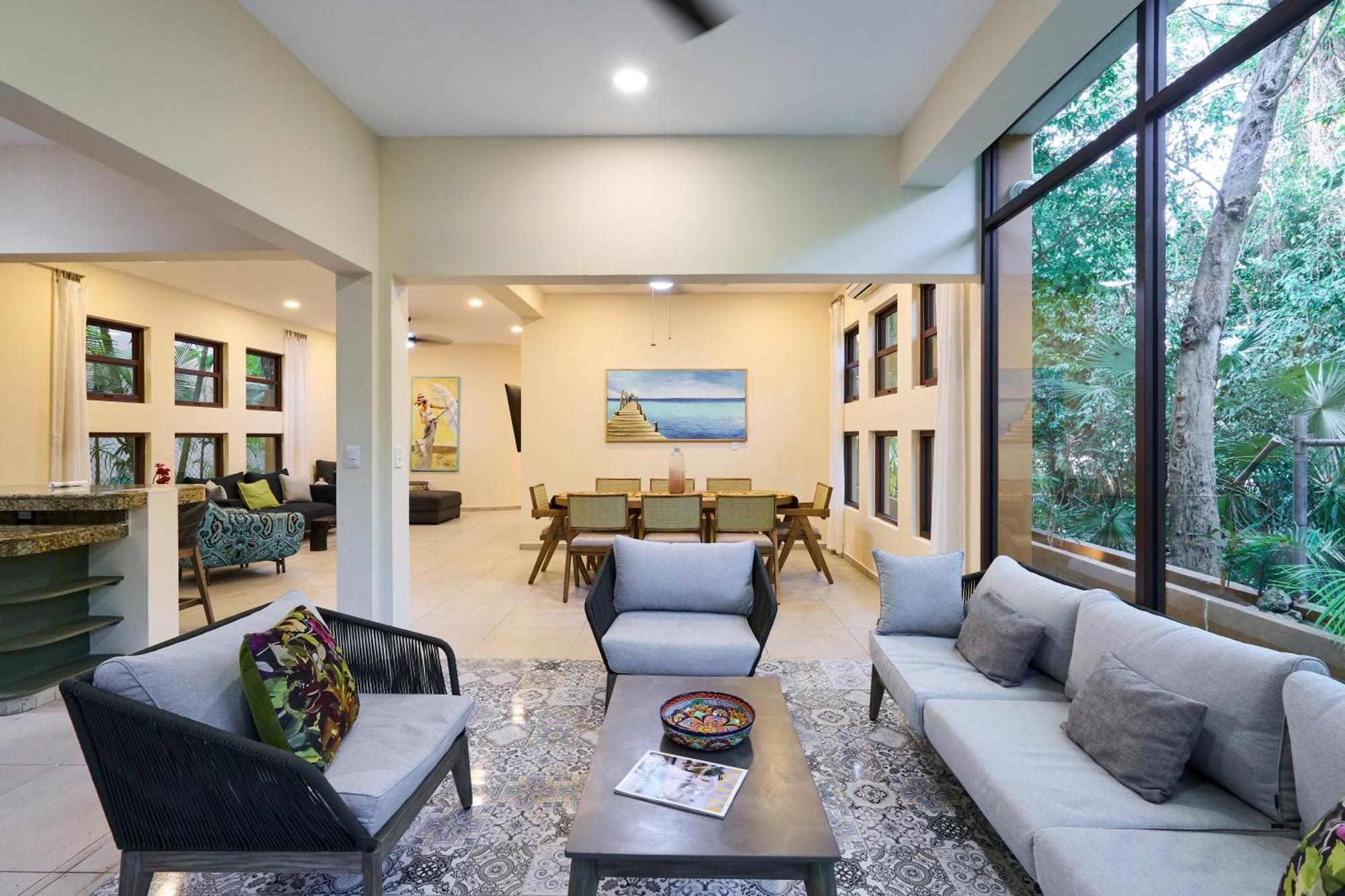 Spacious And Stylish Vacation For 8 With Private Pool And Large Terrace Playa del Carmen