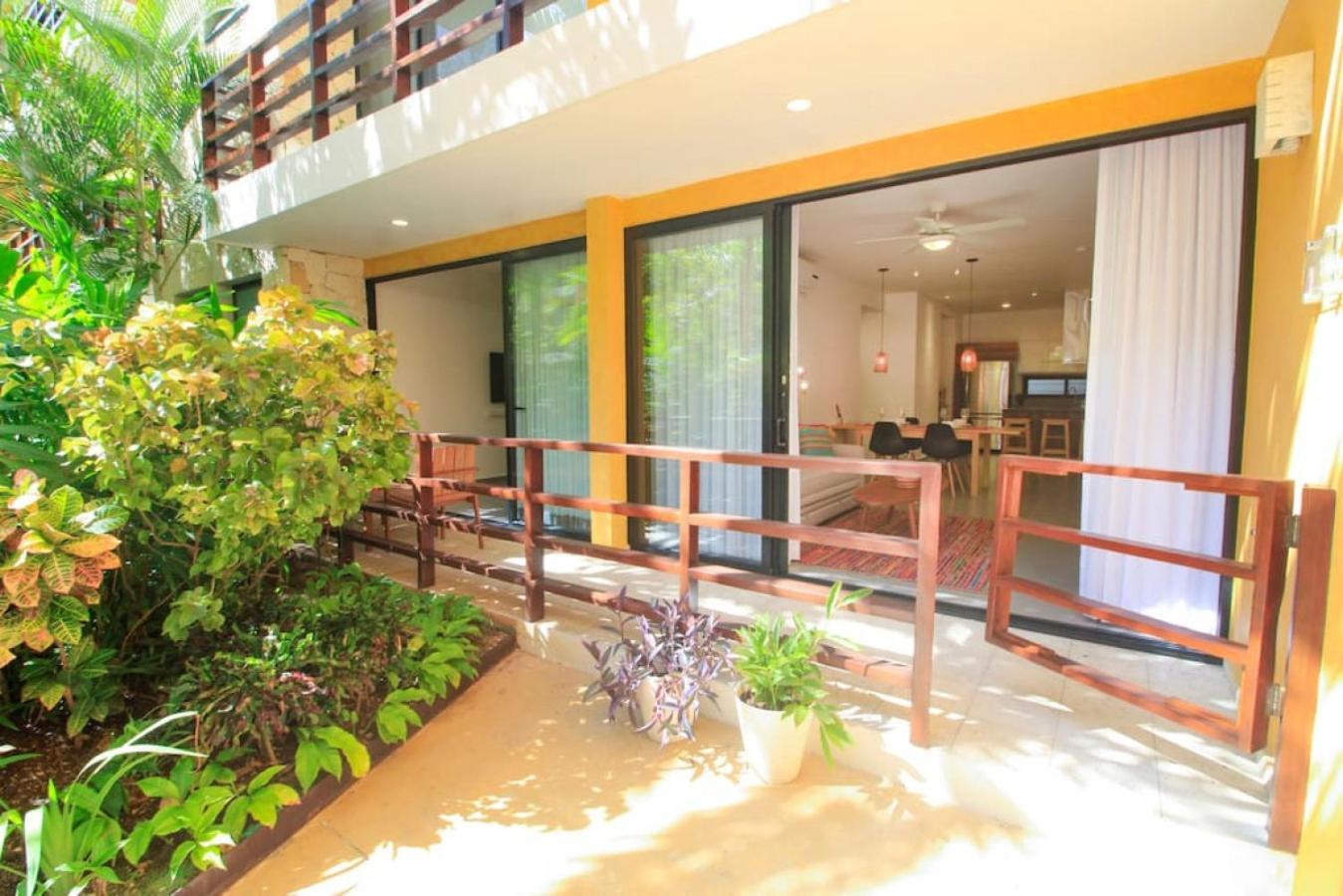 Great 2br Downtown With Pool Bbq Gym Kids Area Apartment *