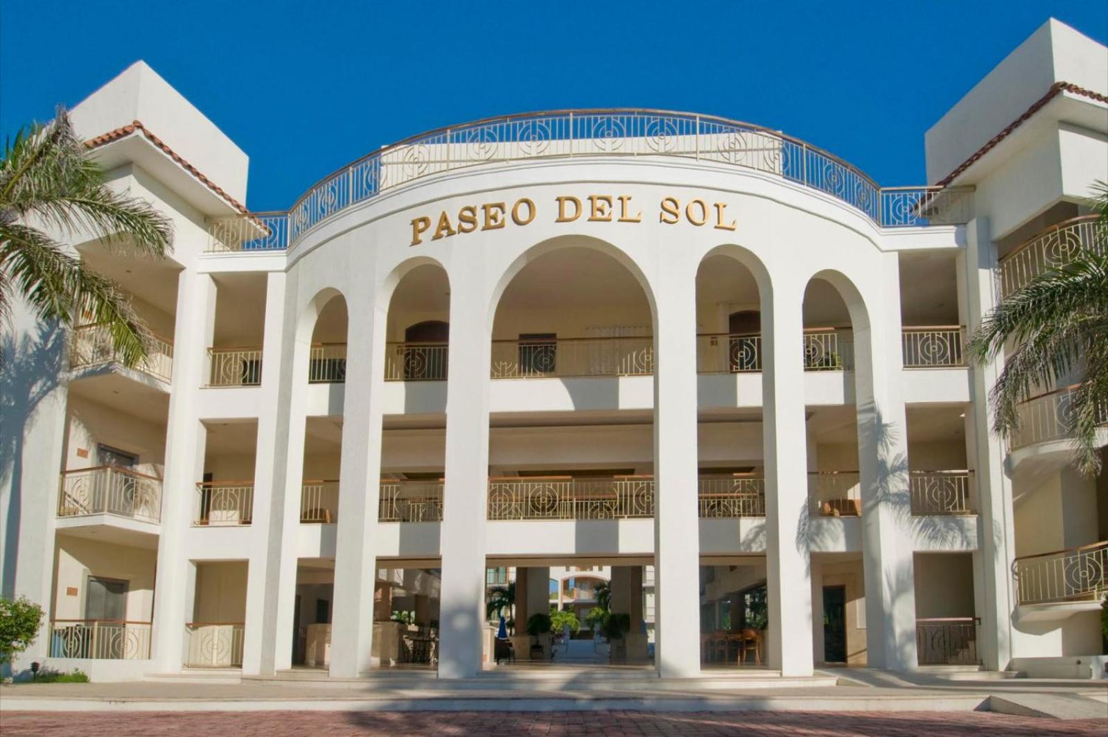 Khách sạn hẻo lánh Paseo Del Sol Condohotel By Bvr Playa del Carmen