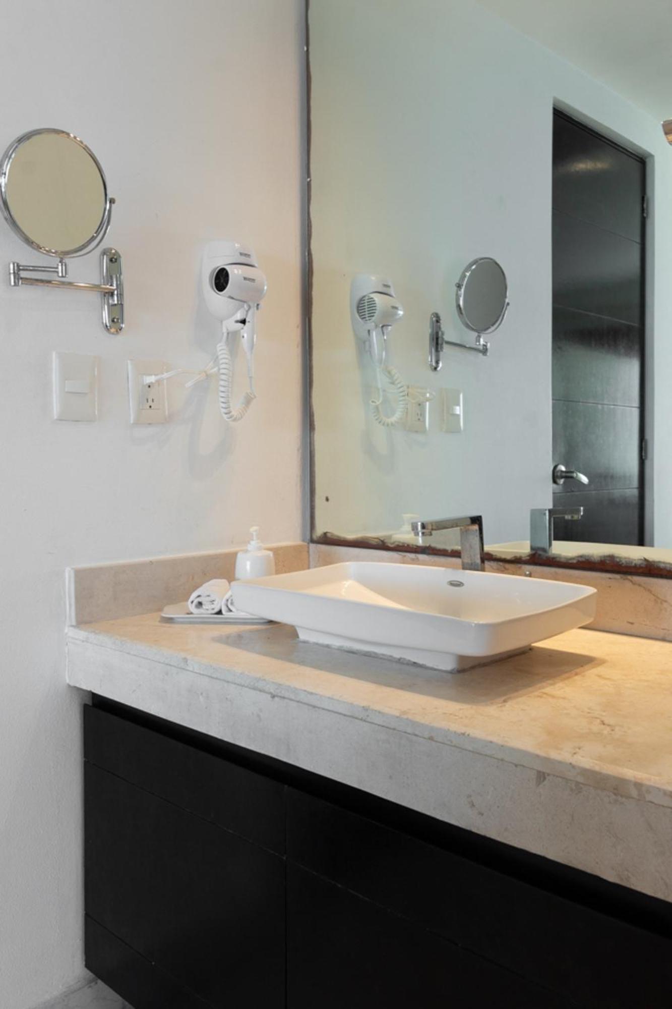 Apartment Elements Penthouse 6 *