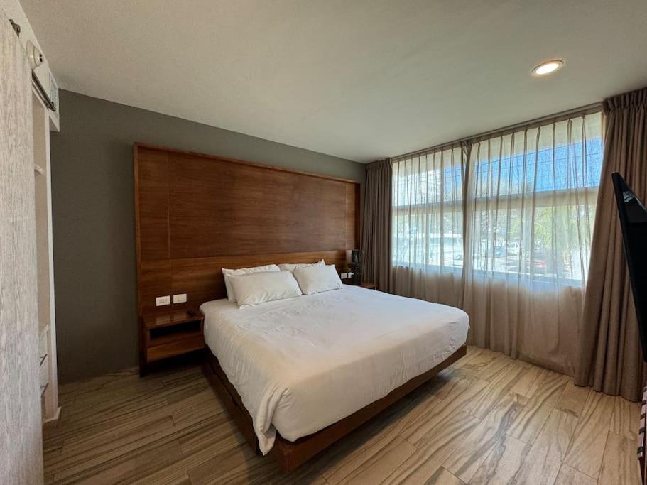 Apartment New Near The 5th Avenue Pool With Ocean View Playa del Carmen
