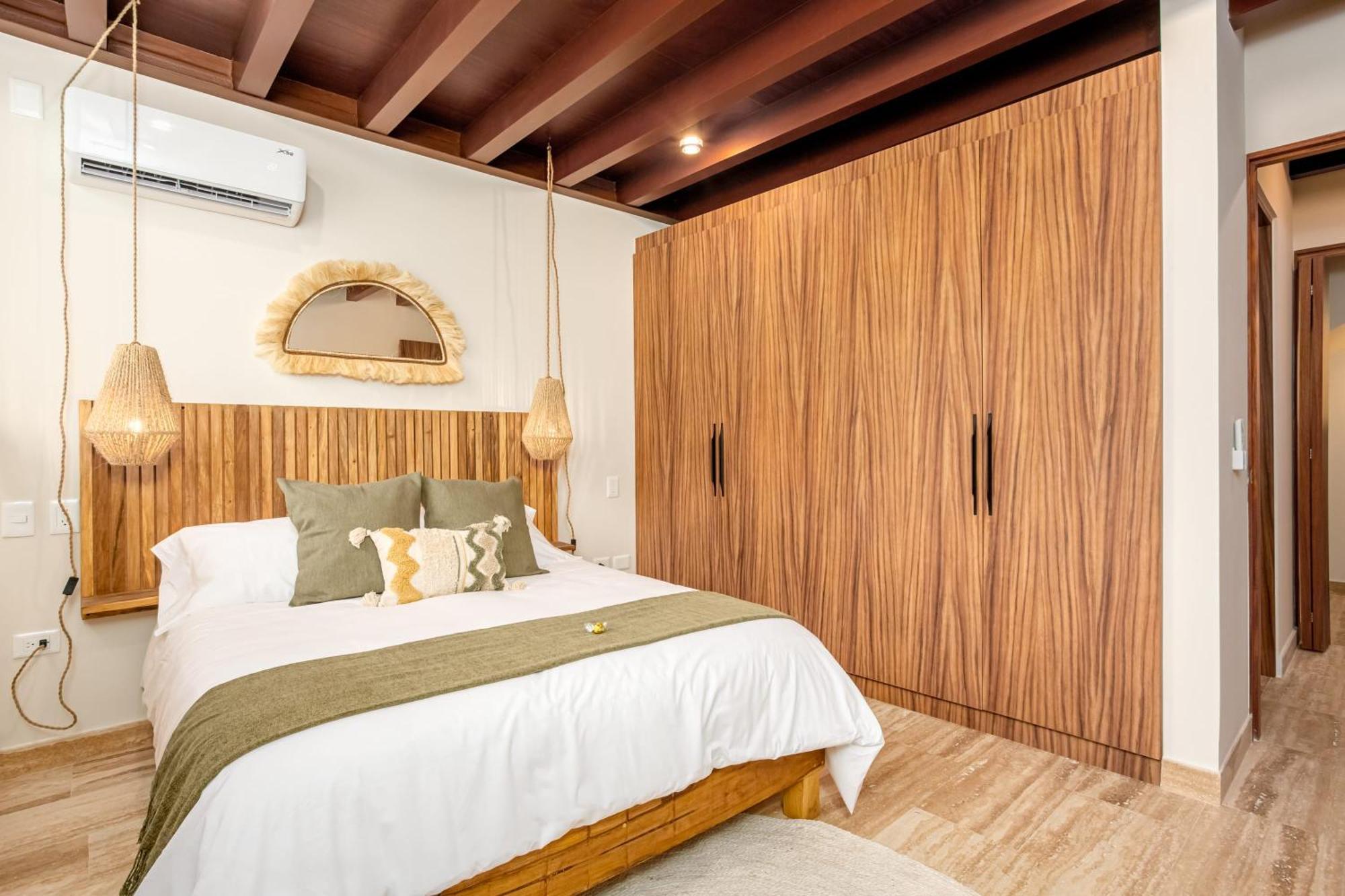Holiday home Chic Resort-style In *