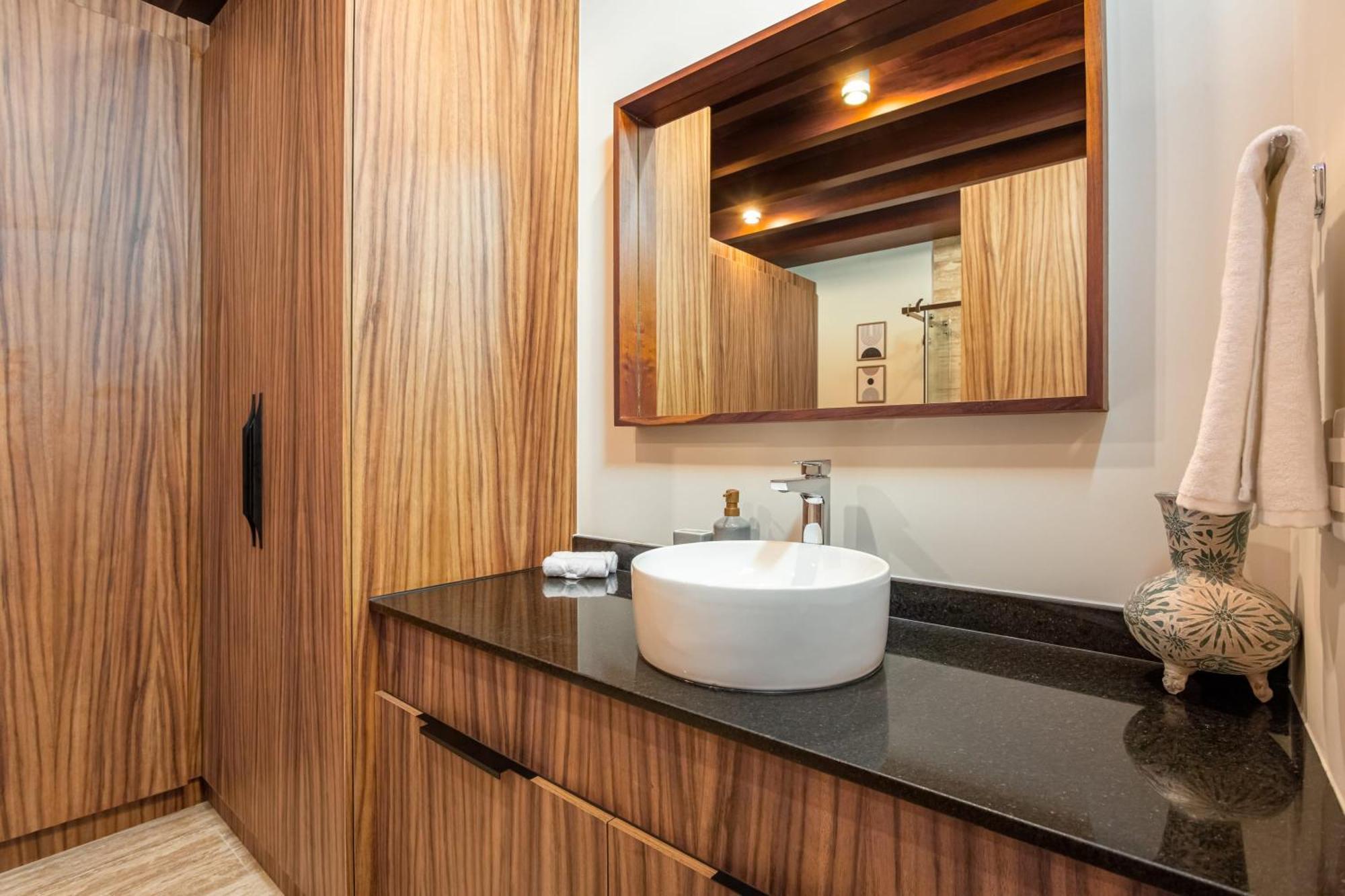 Chic Resort-style In Holiday home *
