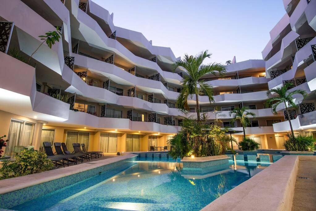 Beautiful And Centric 1br Ph Private Pool Apartment Playa del Carmen