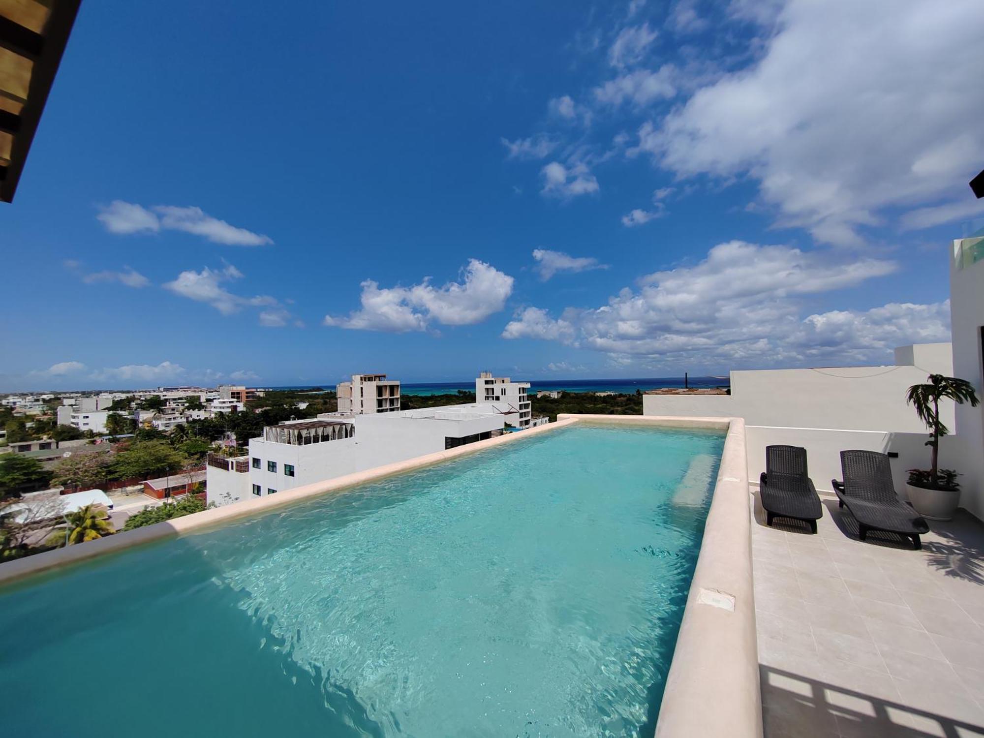 New! Elegant & Wonderful In Excellent Area By Yeah *