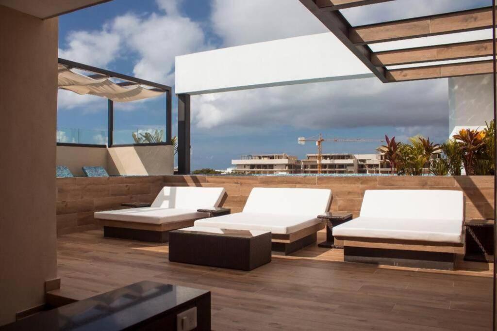 Apartamento Beachside & Jacuzzi Bliss