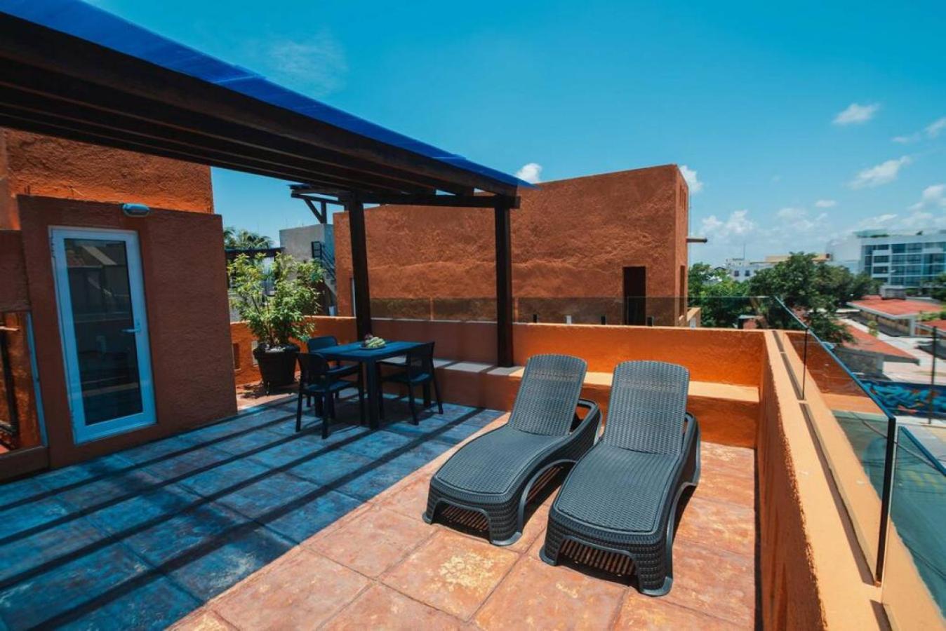 Apartment 1br With Balcony And Terrace, 1 Block From 5th Av Playa del Carmen