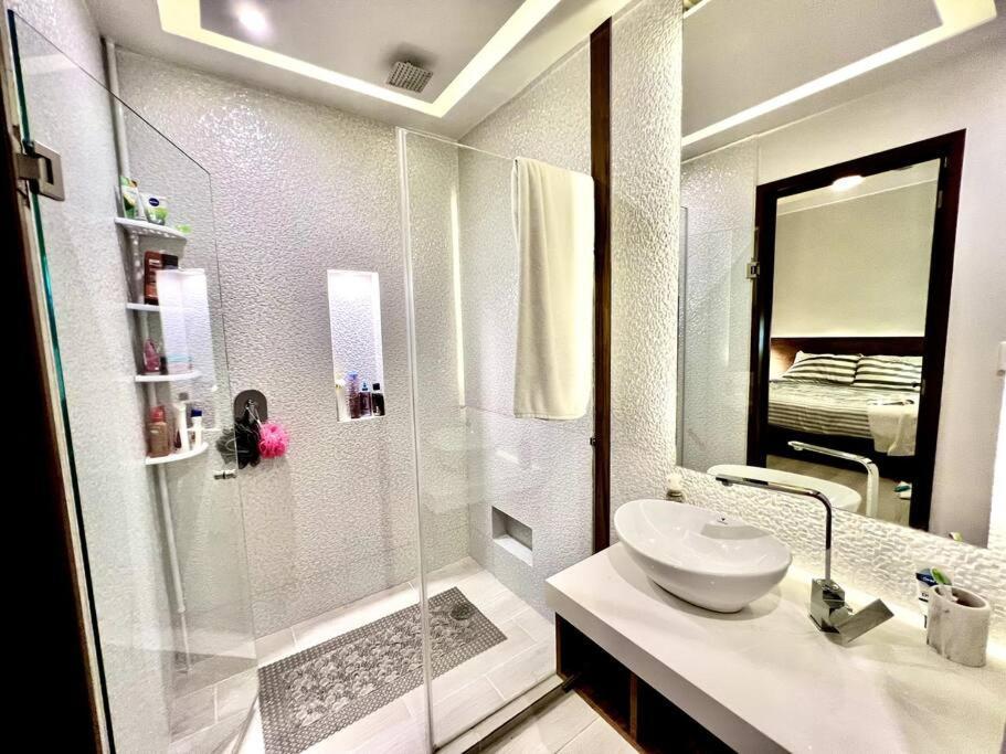 Modern Luxury 2br 2ba Near Mamitas Club Căn hộ
