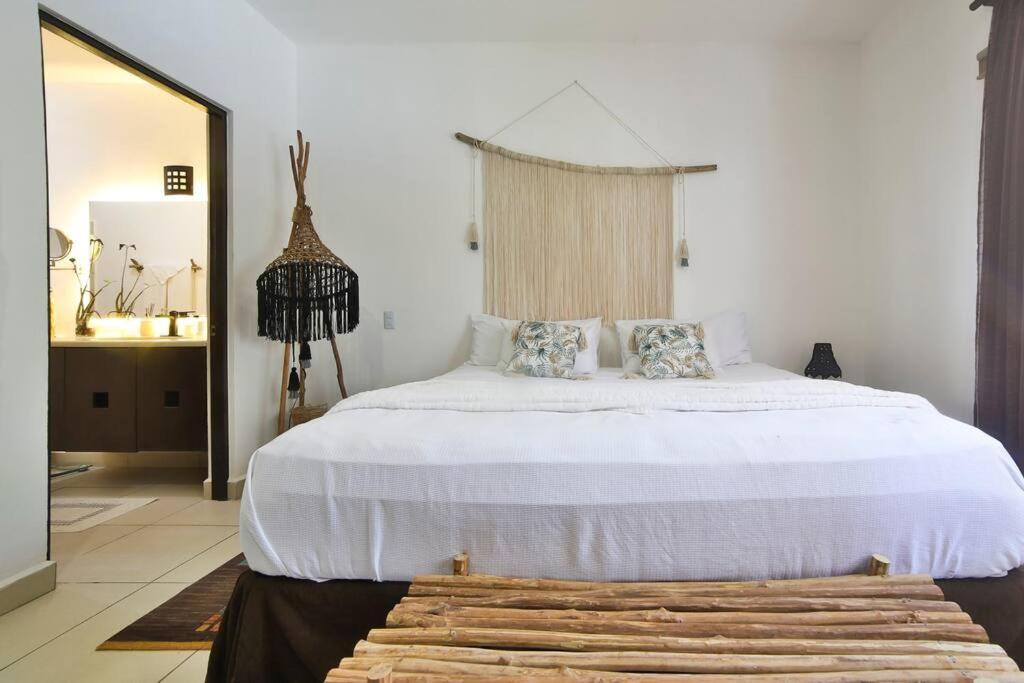 Apartamento Lovely 2 Bdrm In Gated Community & Pool View Playa del Carmen