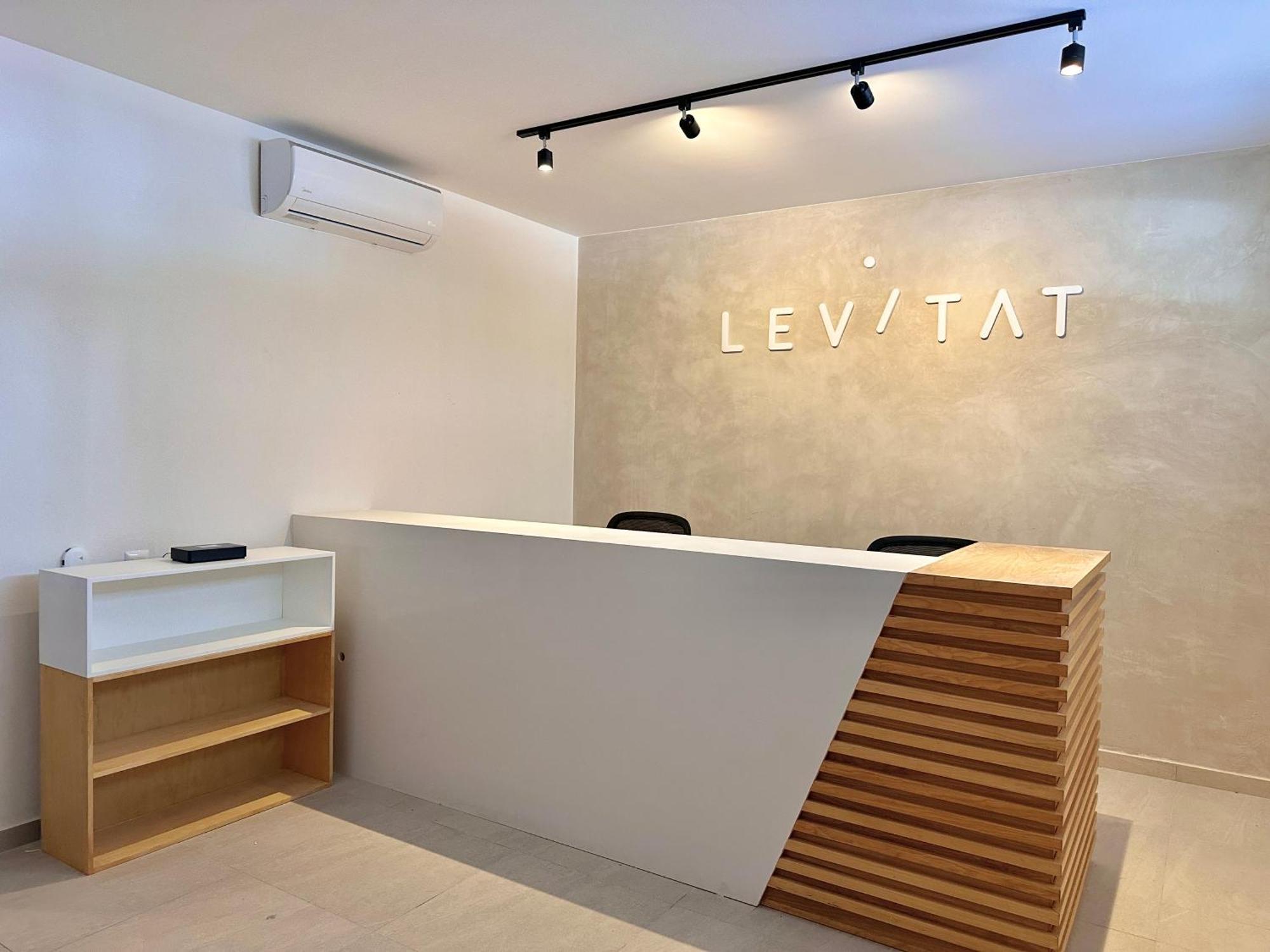 Khách sạn hẻo lánh Levitat Hunah *