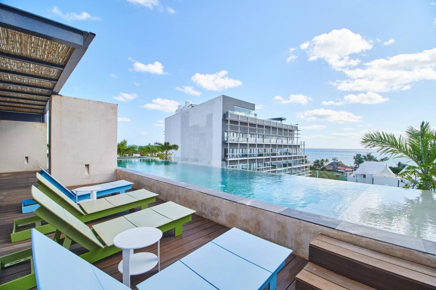 Căn hộ Downtown 4br At 200m 2 Apts In One