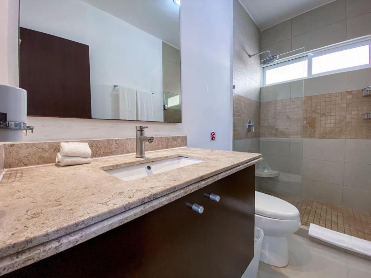 Downtown 6br Ph With 2 Private Jacuzzi For Large Groups * Playa del Carmen