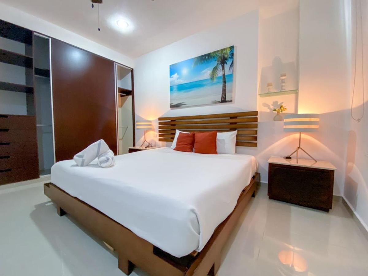 Downtown 6br Ph With 2 Private Jacuzzi For Large Groups Apartamento Playa del Carmen