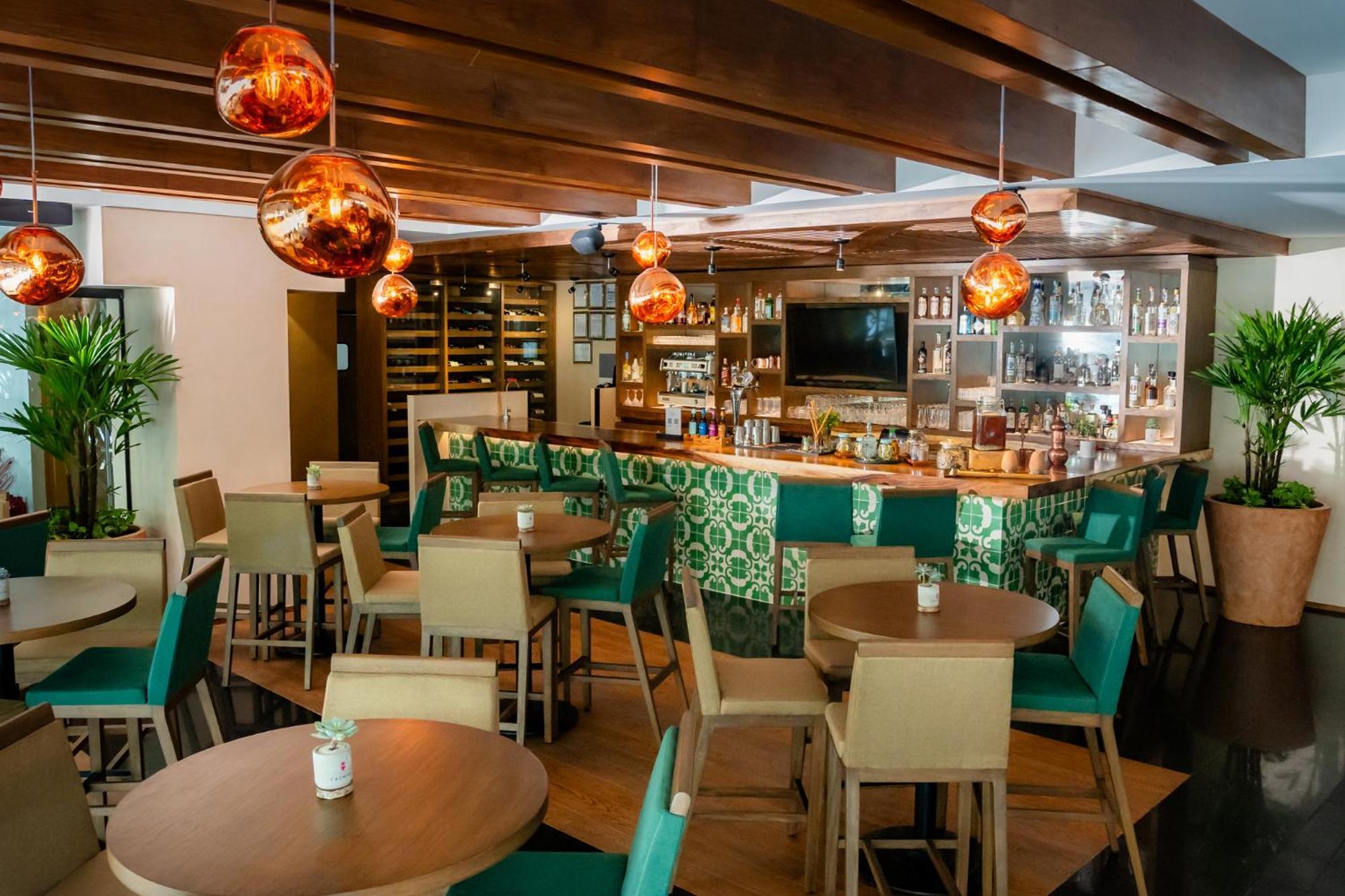 The Reef 28 & (adults Only) Khách sạn 5*