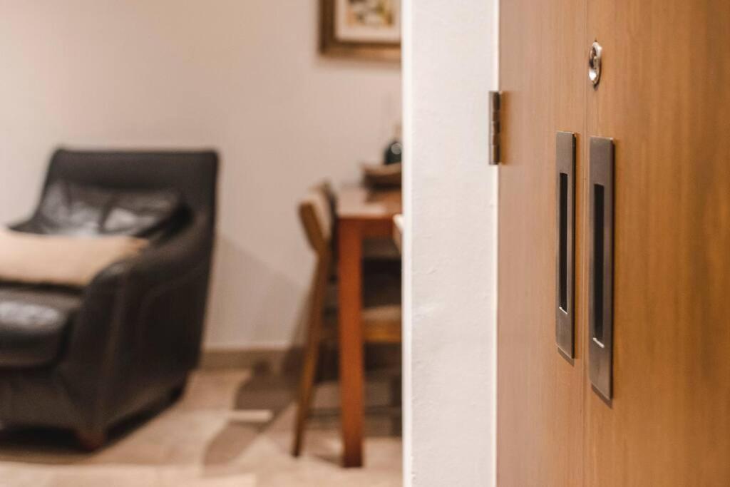 Chic 2br In Exclusive Building * Playa del Carmen