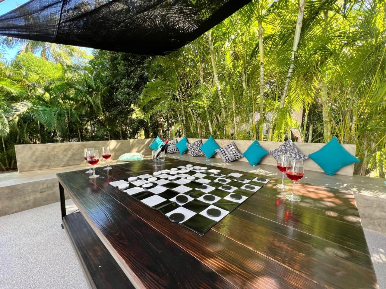 Celebre Venus Playacar - 24 Pax Playa del Carmen