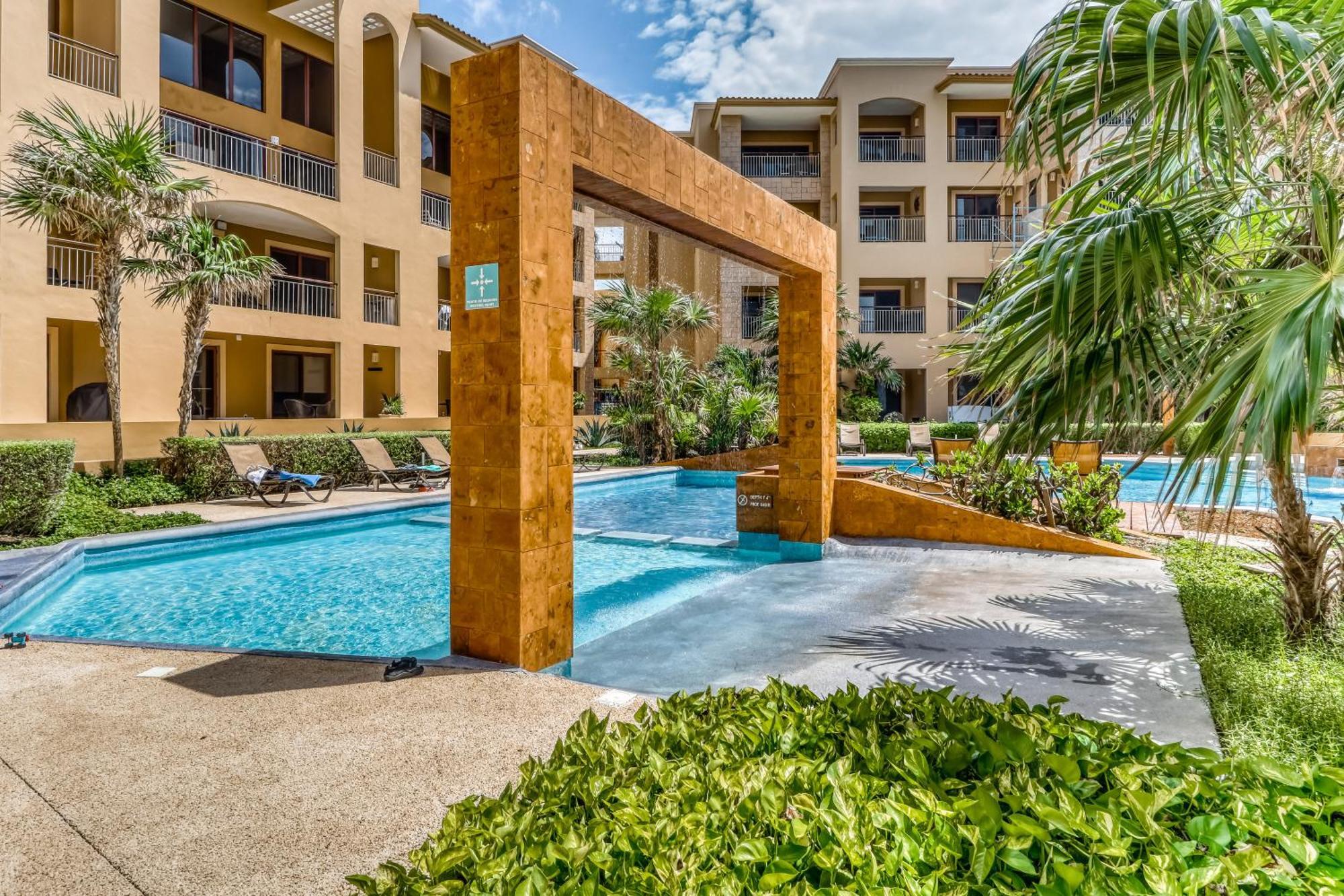 Residences El Faro, Surf 201 Căn hộ Playa del Carmen