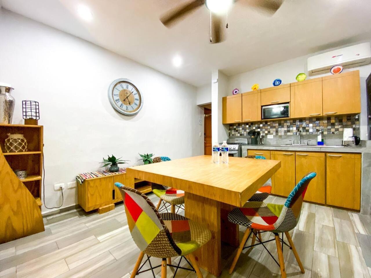 Apartamento Downtown Hacienda Style 1br With Pool Steps To Playa del Carmen