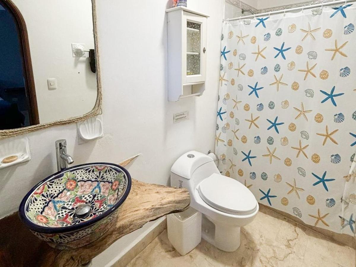 Spacious King Near & Quinta Playa del Carmen