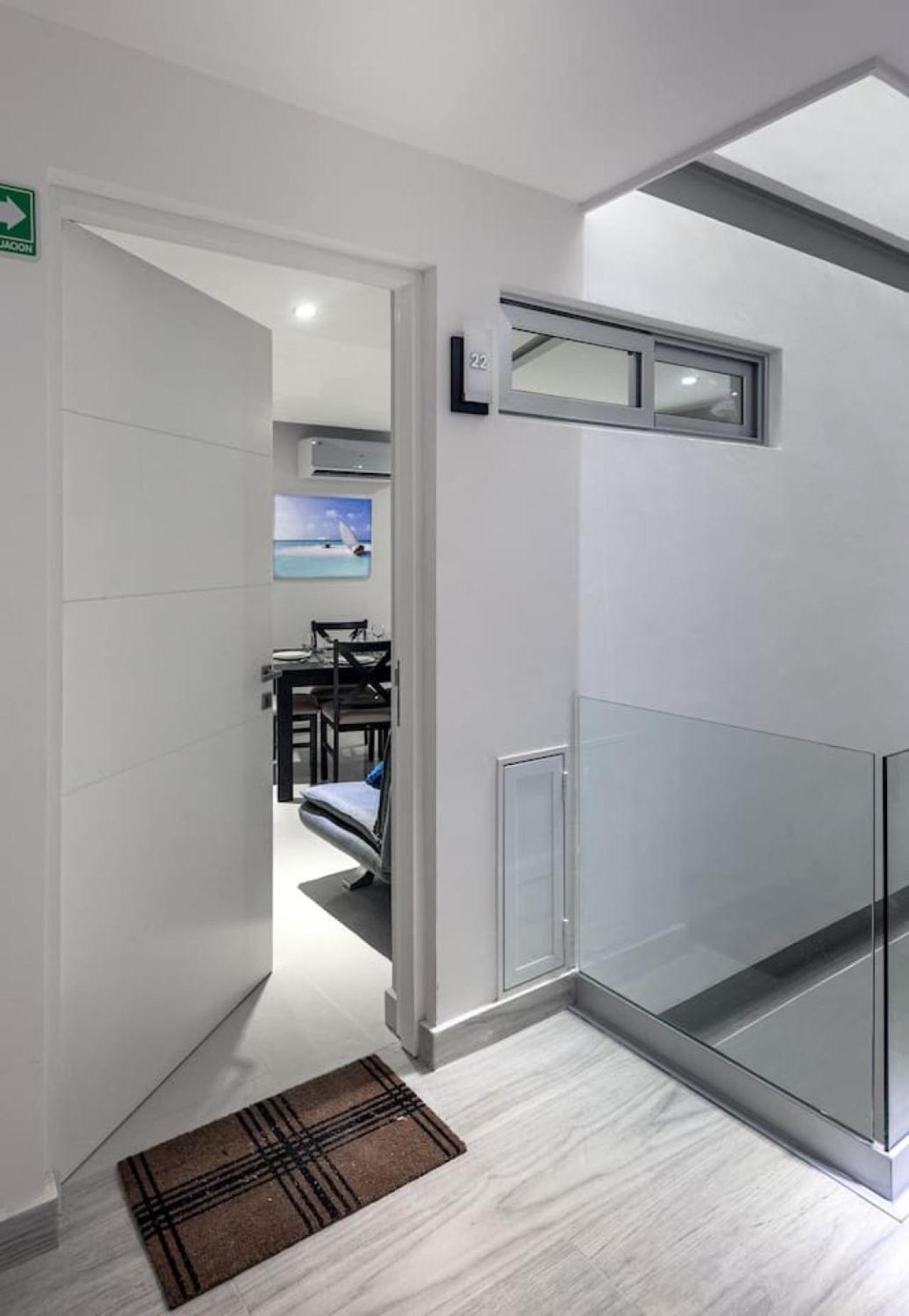 Chhavi Luxury 1 Bdrm Great Ocean View From Roof Apartment Playa del Carmen