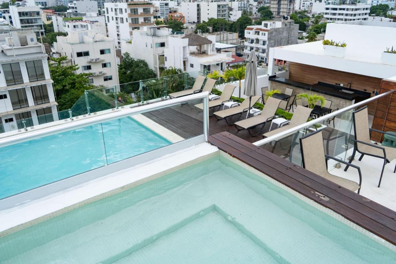Apartment 1br At Dk52 Sea View Rooftop With Jacuzzi And Pool Playa del Carmen