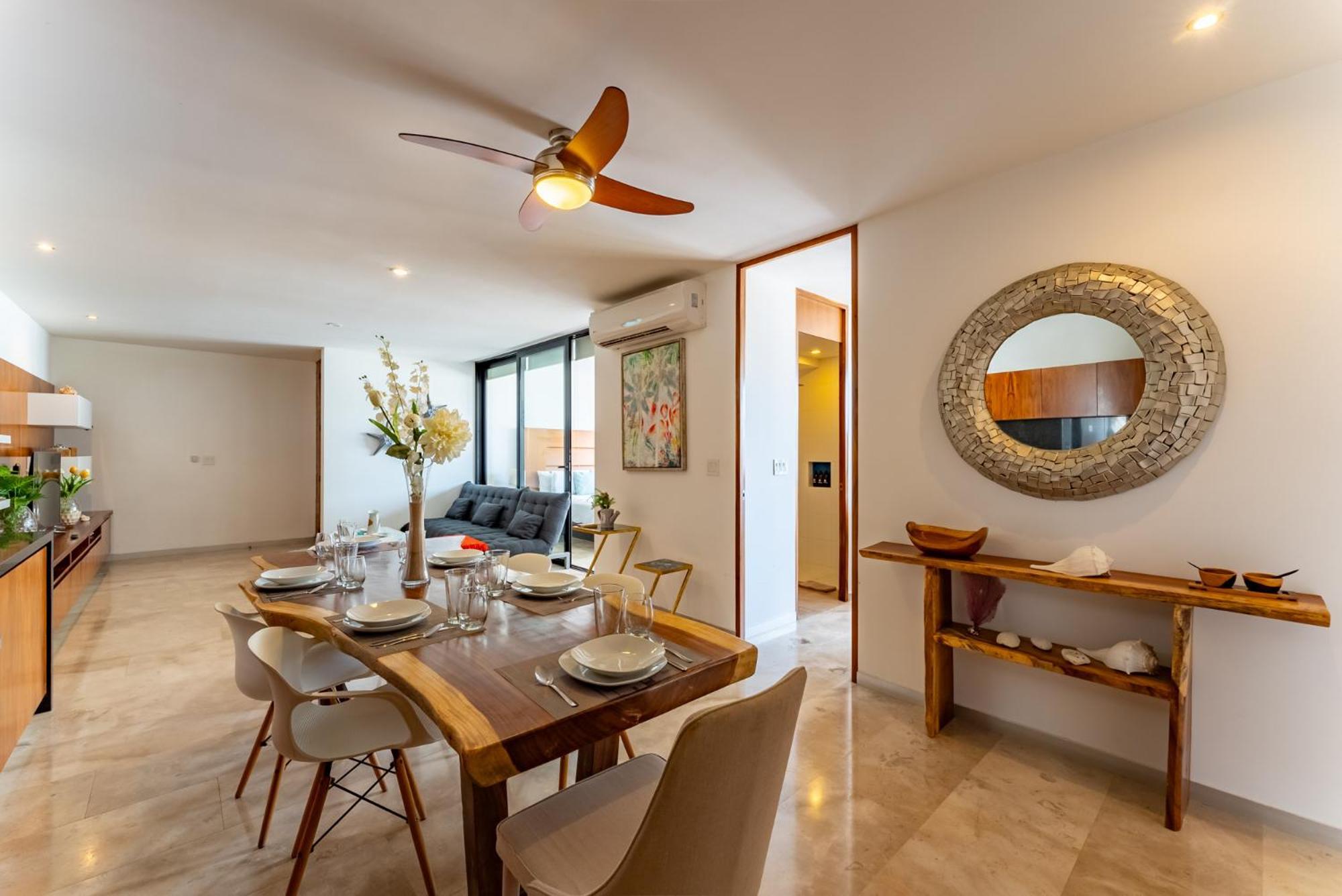 Kuxtal Luxury With Rooftop Apartment
