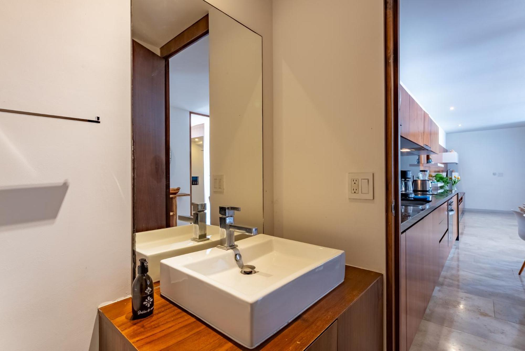 Kuxtal Luxury With Rooftop Apartment *