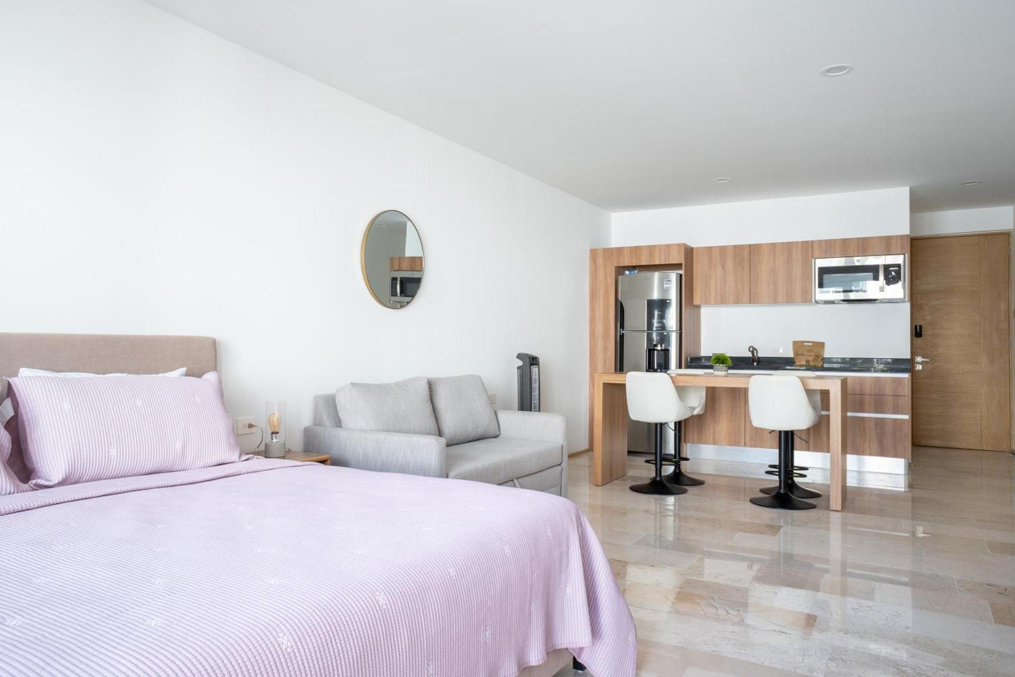 Menesse Apartment *