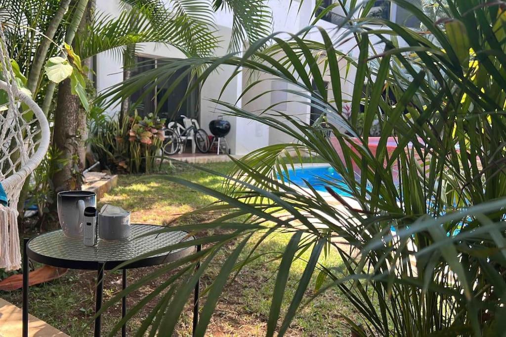 Apartment Lovely 2 Bdrm In Gated Community & Pool View