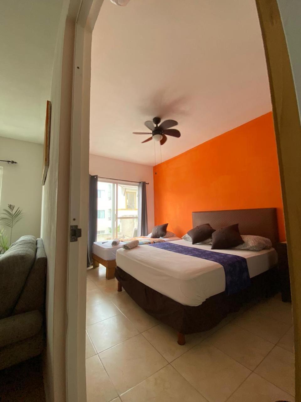 En Fraccionamiento Privado 6 Personas, 5 Camas, Piscina Cerca De La Playa * Playa del Carmen