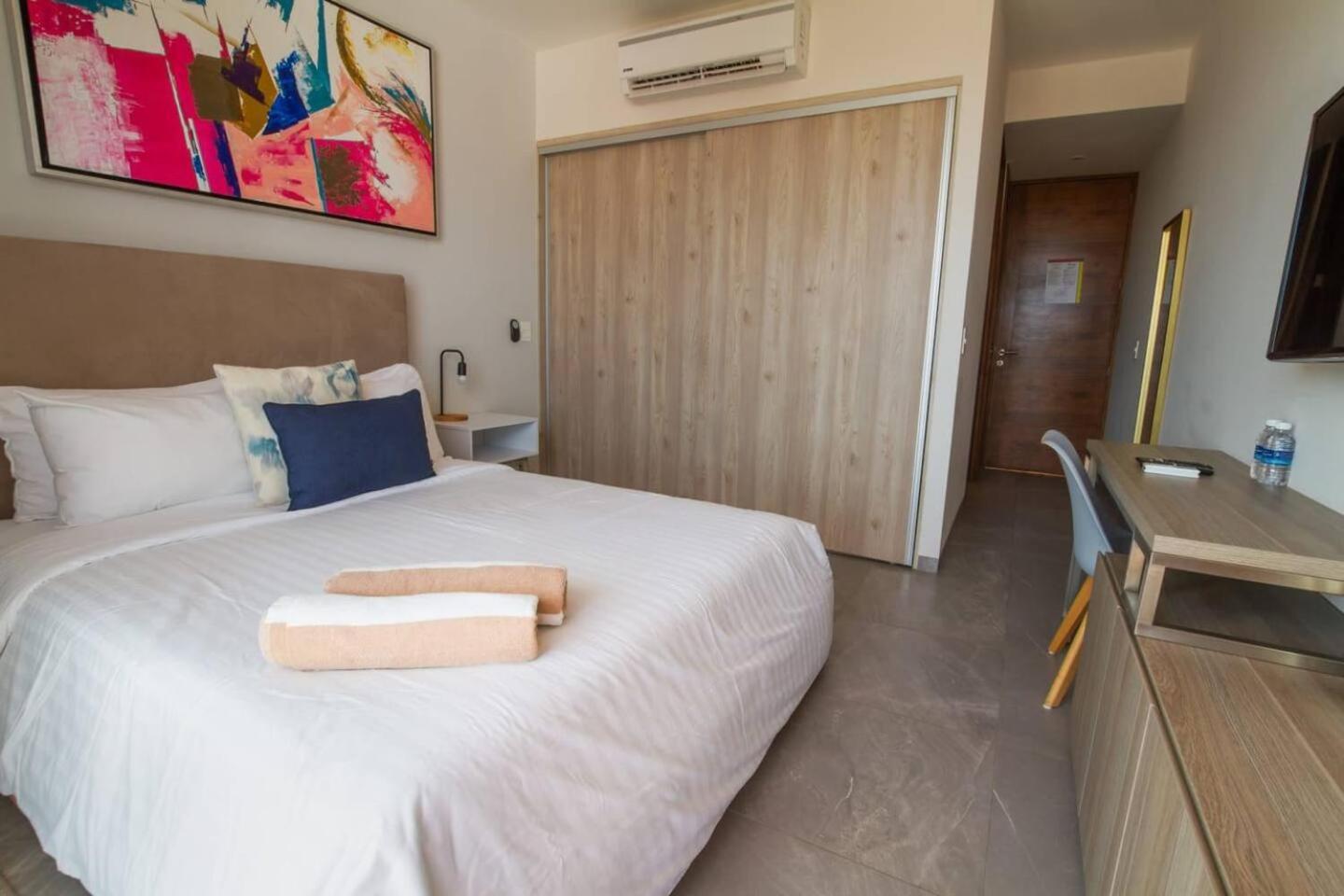 Private In Luxury Downtown Apartment Playa del Carmen