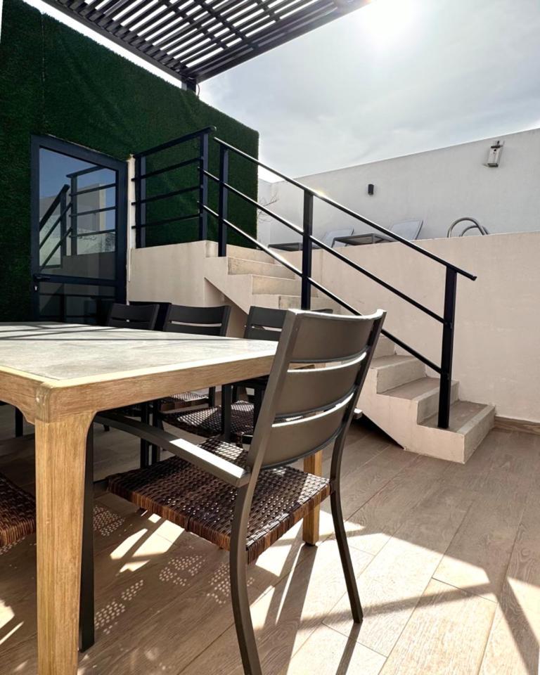 Amazing 1br Penthouse With Private Rooftop Pool