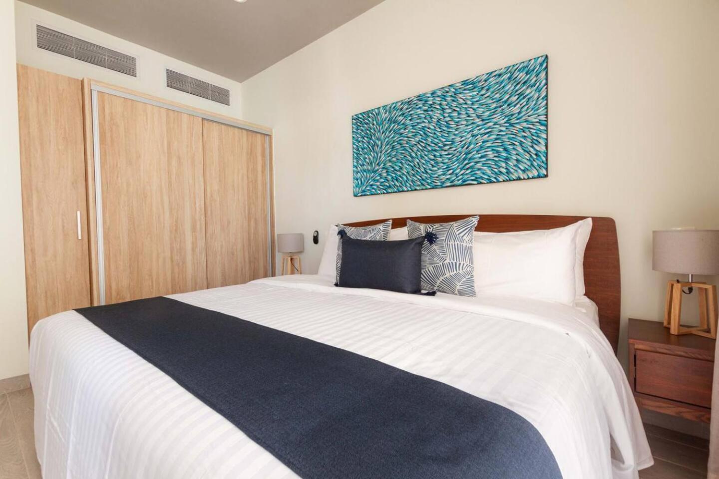 Amazing 1br Penthouse With Private Rooftop Pool *