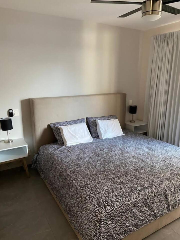 Private Rooftop, 1br Ph, 2ba, Sauna, Gym, Pool