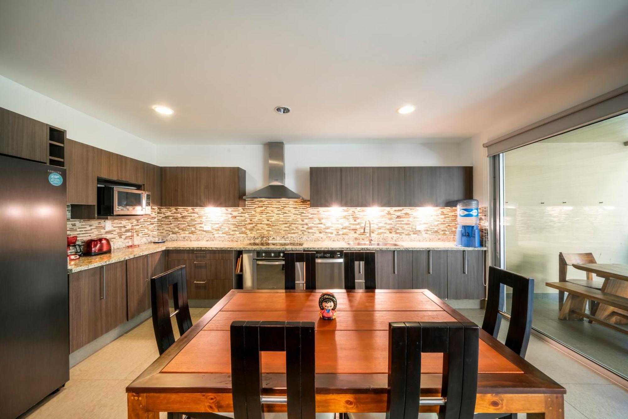 2 Bedroom With 4 Pools & Gym - Vaiven 124 - Playacar Apartamento Playa del Carmen