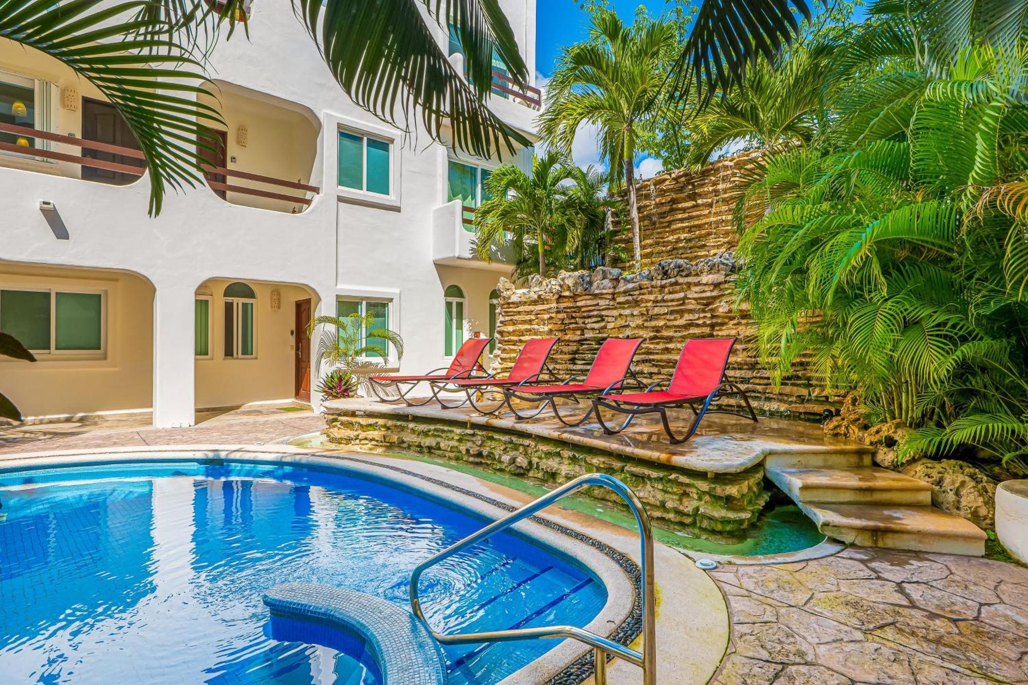 Beachside Haven At Playa Kaan Apartment